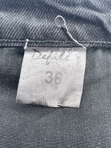 36 Beden siyah Renk Diğer Mini Şort %70 İndirimli.