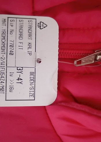 4 Yaş Beden Kız Çocuk Pembe Kapüşonlu Fermuarlı Mont