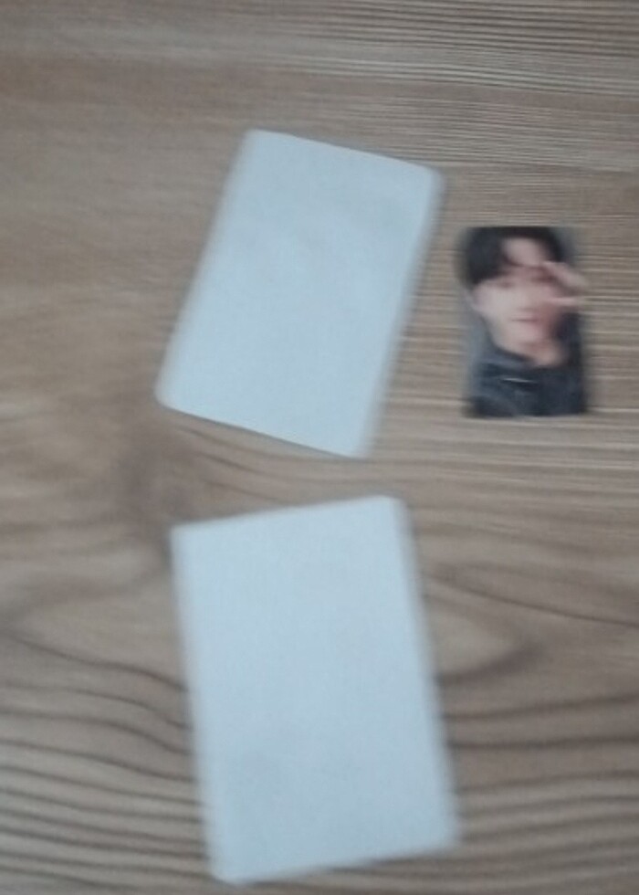 Hyunjin ve twice üyesi fotokart ve hediye - Görsel 4