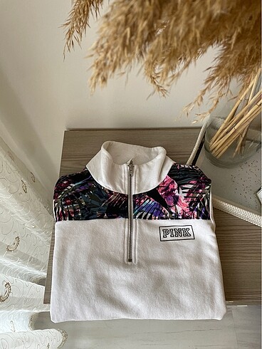 Victoria?s Secret sweatshirt