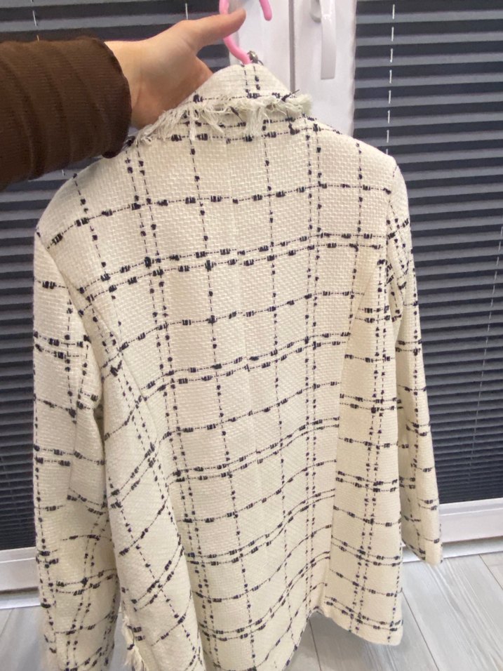 Düğmeli Beyaz Midi Kadın Blazer Ceket - Görsel 5