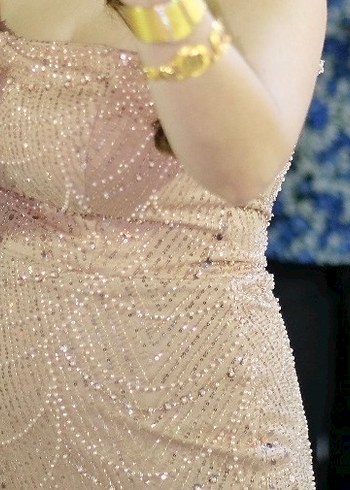 İşlemeli Bej Straplez Uzun Abiye Elbise - Görsel 3