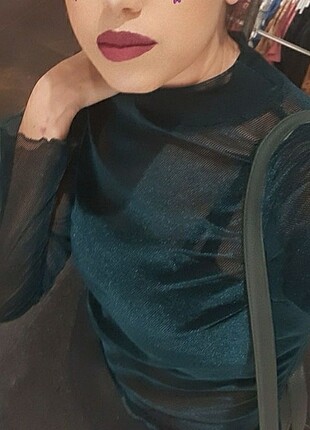 Transparan buluz cok guzel bi parça bi kac kez giydim diye skldi