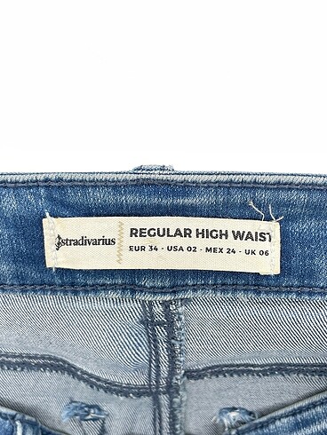34 Beden mavi Renk Stradivarius Jean / Kot %70 İndirimli.