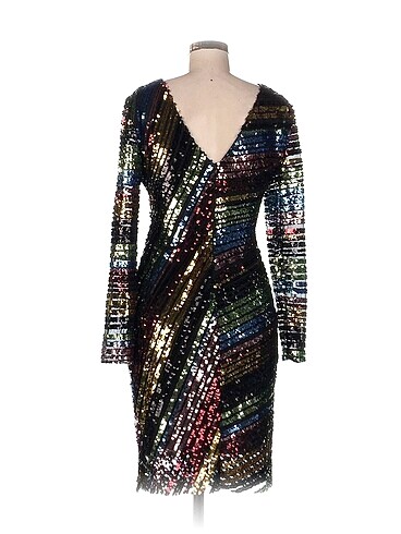 36 Beden Vintage Love Kısa Elbise %70 İndirimli.