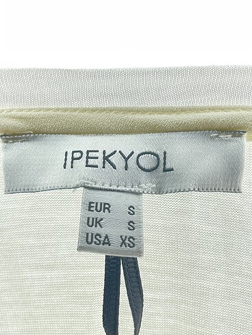 s Beden beyaz Renk ipekyol Bluz %70 İndirimli.