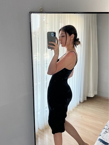 Siyah elbise