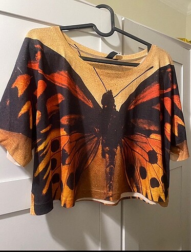 Kelebek crop top