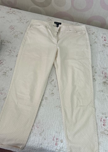 Kadın Beyaz Pamuklu Kemerli Kumaş Pantolon - Görsel 2