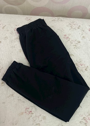 Siyah Baskılı Rahat Kesim Kadın Eşofman - Görsel 2