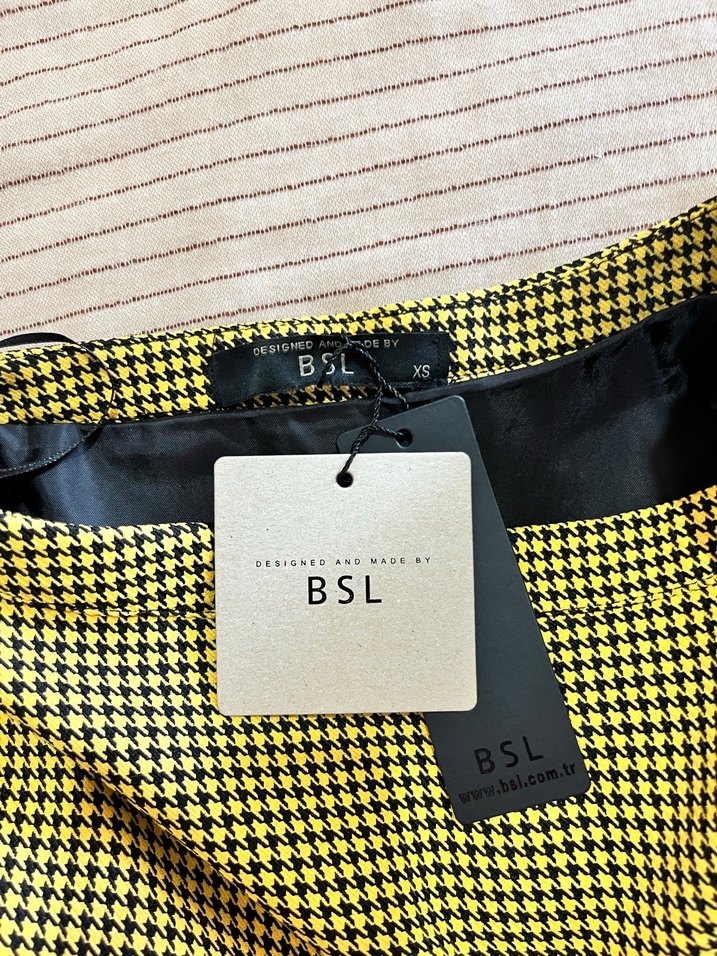 Sarı Ekose Pilili Midi Etek - Görsel 3