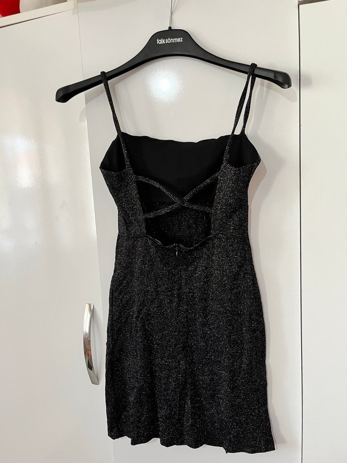 Siyah Drapeli Askılı Mini Elbise - Görsel 2