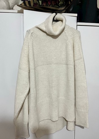 Beyaz Boğazlı Örgü Yün Kadın Kazak - Görsel 2