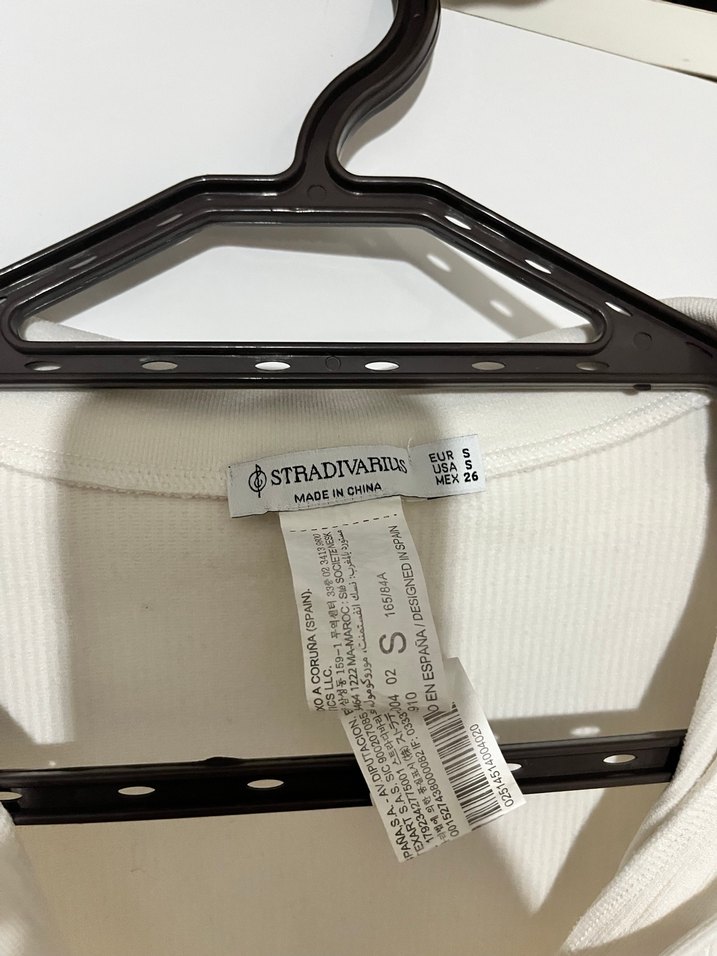 V Yakalı Beyaz Kadın Uzun Kollu Gömlek - Görsel 2