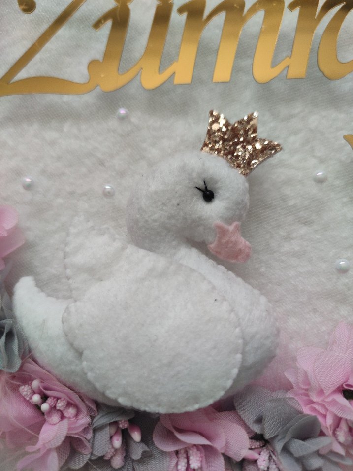 Pembe Nakışlı Çocuk Odası Süsü - Görsel 2