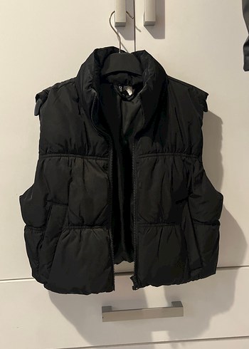 m Beden siyah Renk H&M Fermuarlı şişme yelek