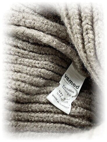 Beden PreLoved Bere %70 İndirimli.