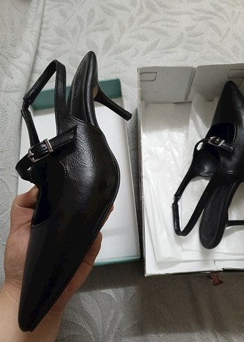 38 Beden siyah Renk Tokalı Siyah Stiletto Topuklu Kadın Ayakkabı