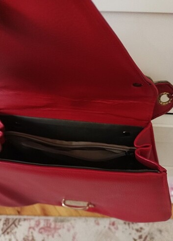  Beden kırmızı Renk Kol çantası 