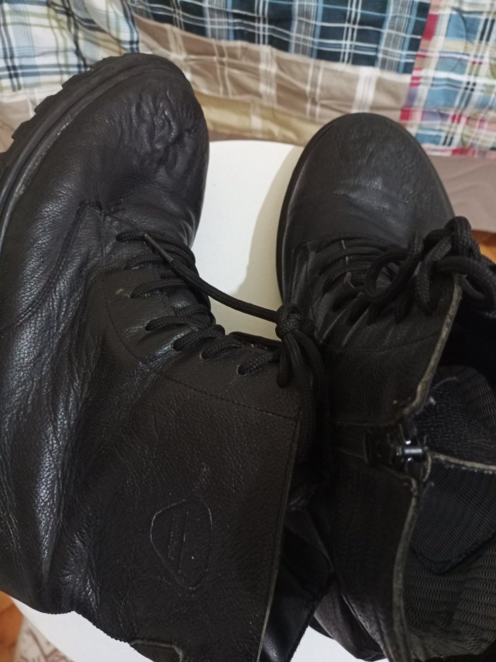 Siyah Bağcıklı Erkek Kauçuk Bot - Görsel 2