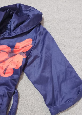 Kadın Lacivert Uzun Desenli Yağmurluk - Görsel 3