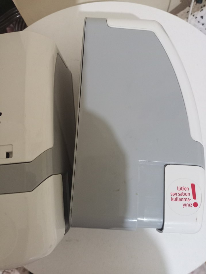 Beyaz ve Gri köpük sabun luk - Görsel 2