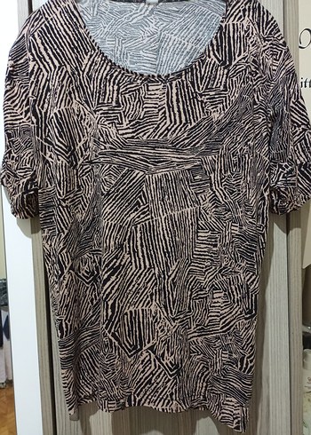 Zebra Desenli Kısa Kollu Kadın Bluz