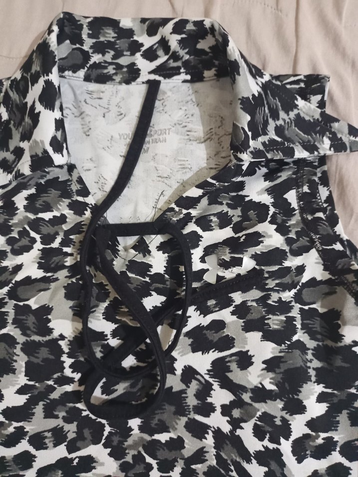 Under Armour Gri Desenli Kadın Spor Takımı - Görsel 3