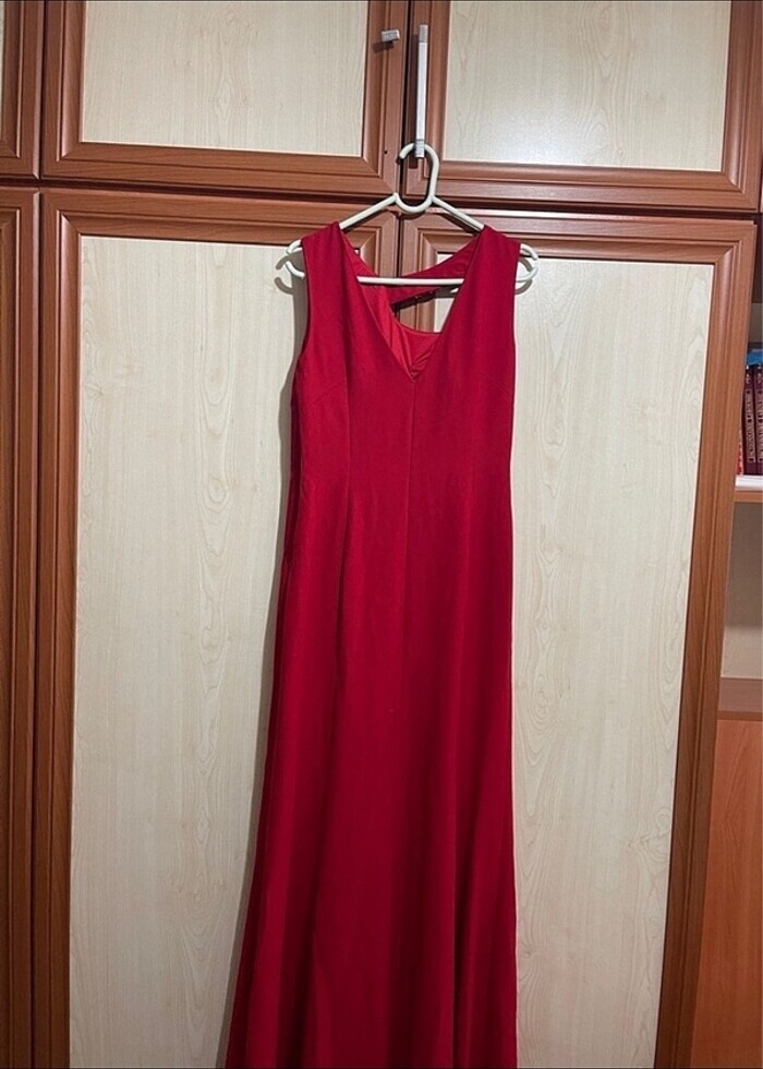 Kırmızı abiye - Görsel 3