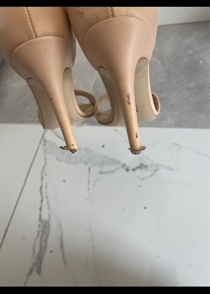 Topuklu ayakkabı - Görsel 2