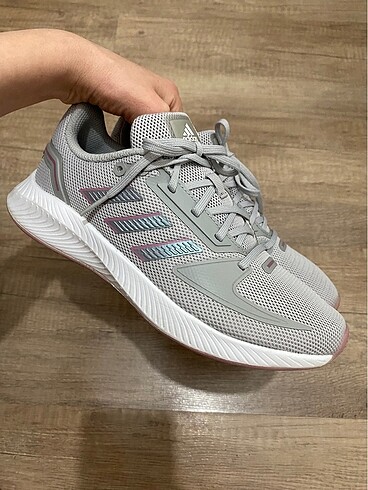 Adidas ayakkabı