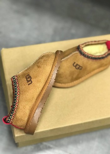 Ugg Ugg Terlik