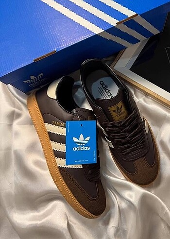 Adidas Spor Ayakkabı