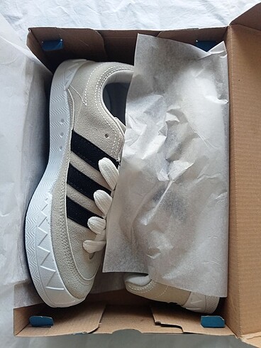 39 Beden gri Renk Adidas Spor Ayakkabı