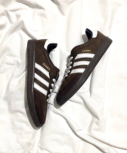39 Beden Adidas Spor Ayakkabı