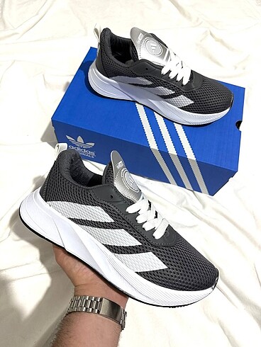 Adidas Spor Ayakkabı