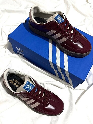 36 Beden Adidas Spor Ayakkabı