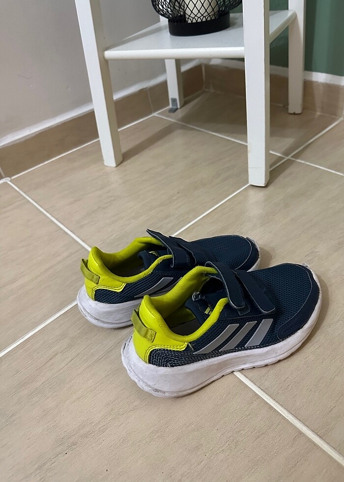 Adidas çocuk spor ayakkabı - Görsel 2