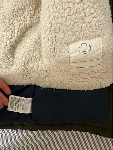 7 Yaş Beden siyah Renk H&M mont çocuk