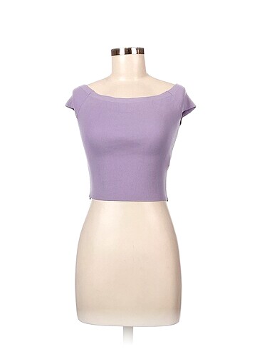 Dilvin T-shirt %70 İndirimli.