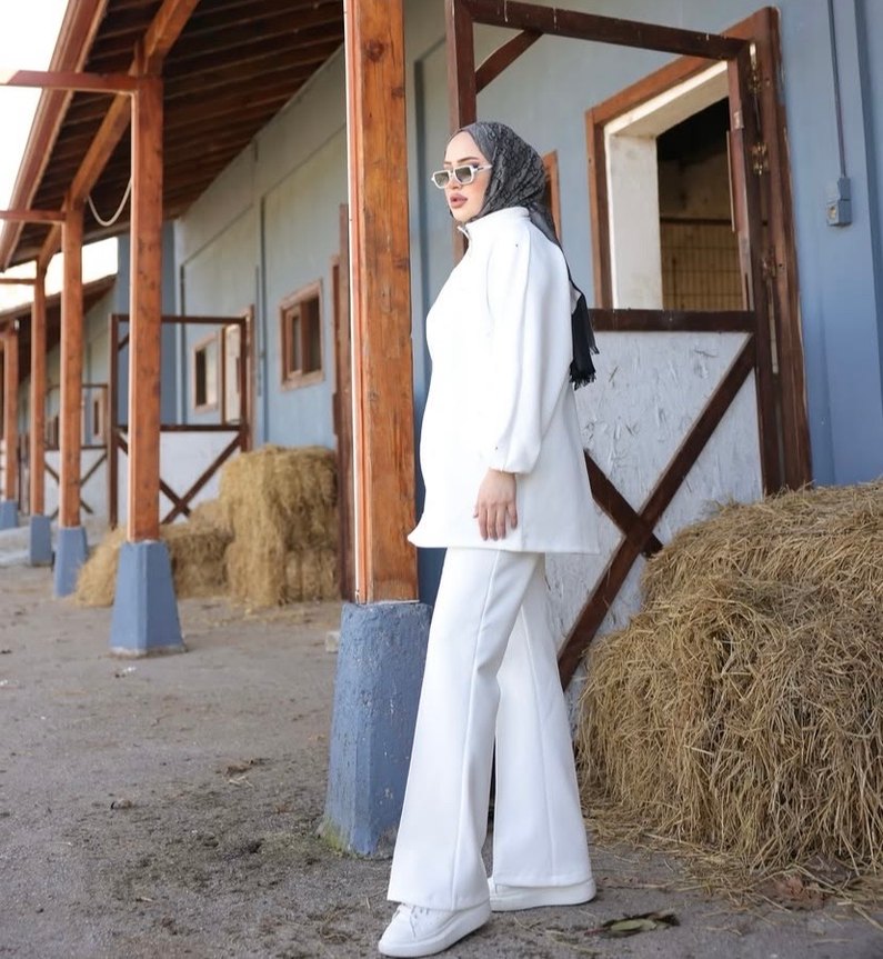 Uzun Beyaz Kadın Takım Elbise Tival - Görsel 2