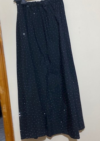 Siyah Pilili Uzun Kadın Etek - Görsel 3