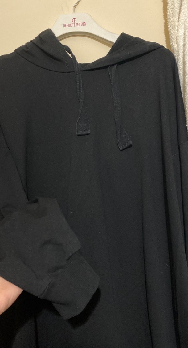 Siyah Kapüşonlu Uzun Kollu Kadın Tunik - Görsel 2
