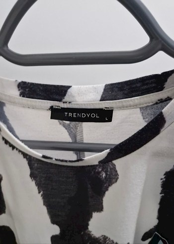 İnek Desenli T-shirt - Görsel 4