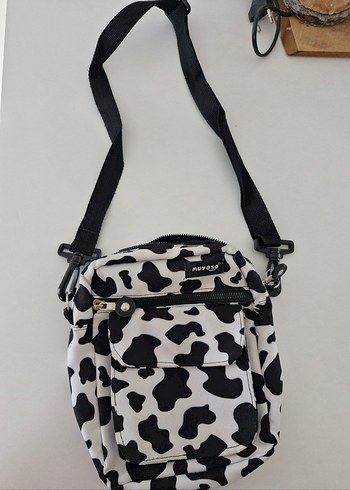 İnek Desenli Kol Çantası - Görsel 2