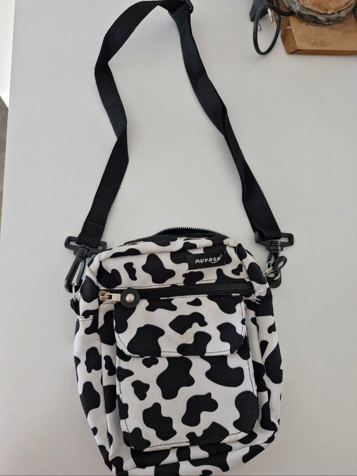 İnek Desenli Kol Çantası - Görsel 2