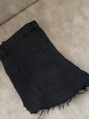 40 Beden siyah Renk H&M siyah kot şort