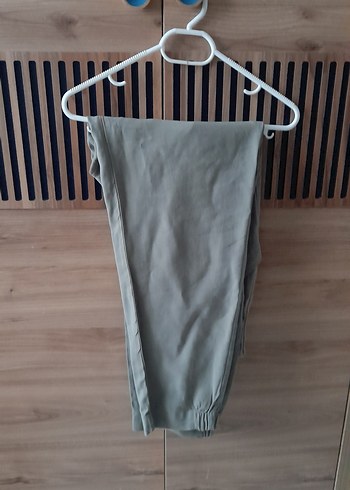 Yeşil Keten Rahat Kesim Midi Pantolon - Görsel 2