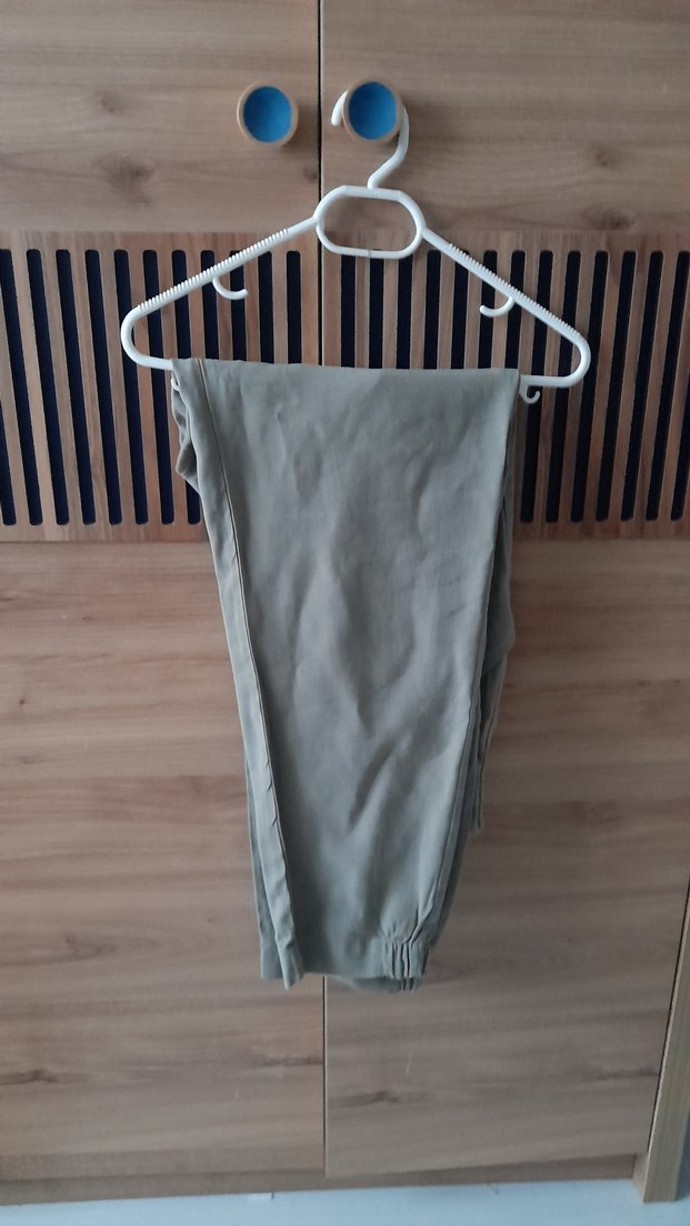 Yeşil Keten Rahat Kesim Midi Pantolon - Görsel 2