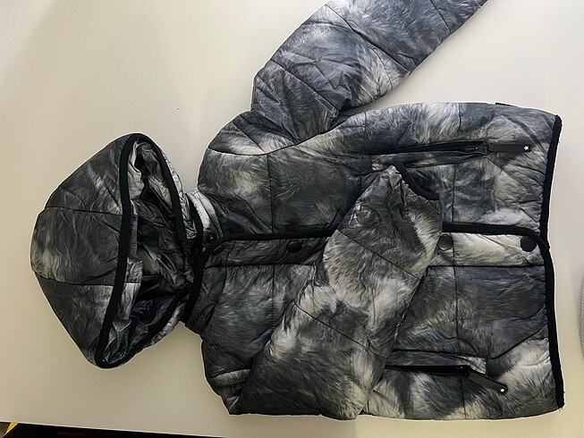 4 Yaş Beden Molo iskandinavian markası, çok şık. Beden 104